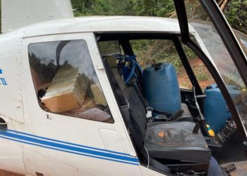 PF apreende helicóptero com cerca de 200 quilos de cocaína