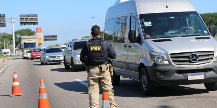 Criminalidade cai em duas das rodovias mais violentas do Rio, diz PRF