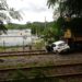 Vídeo mostra o exato momento em que carro atinge trem da MRS em Barra Mansa