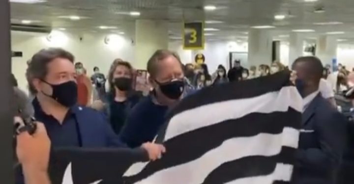 Ele chegou