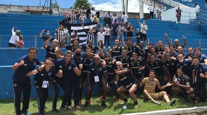 Botafogo vence o São José (RS) nos pênaltis e avança na Copinha