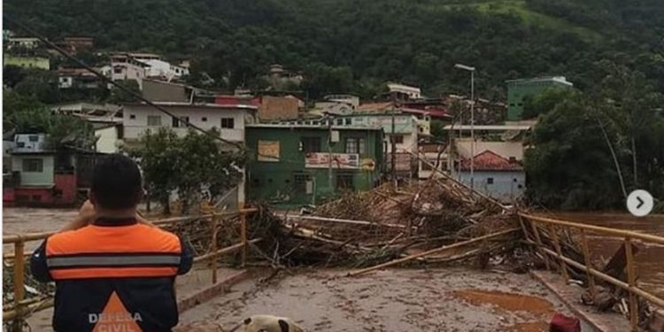 Minas Gerais registra 10 mortes em 24 horas por causa das chuvas