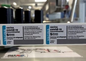 Covid-19: Fiocruz entrega 550 mil doses de vacina 100% brasileira