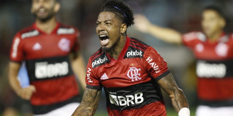 Marinho marca na estreia e Flamengo bate Boavista por 3 a 0