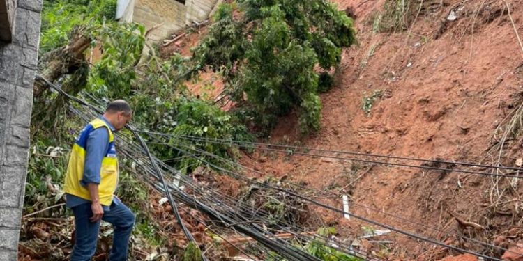 Cerca de 15 mil toneladas de resíduos já foram retiradas das ruas de Petrópolis