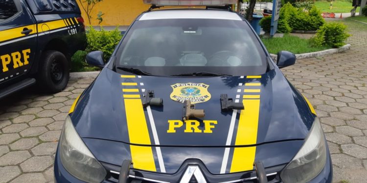 Tráfico de armas na mira da PRF em Piraí