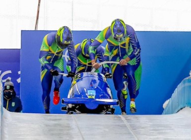 Edson Bindilatti se aposenta no bobsled com final histórica em Pequim