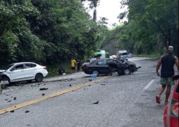 Acidente deixa um morto, um ferido e uma criança em estado grave na Rio X Santos