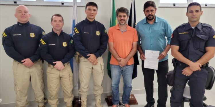 Serfiotis assina termo com a PRF para ações na segurança pública