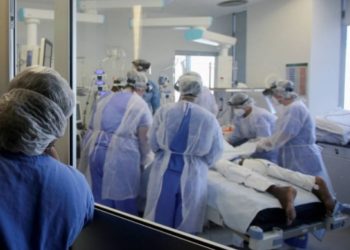 Brasil tem 172 mil novos casos e 893 mortes por covid-19, em 24 horas