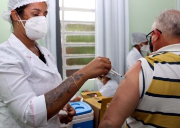 Barra Mansa segue com a vacinação contra Covid-19 em crianças, jovens e adultos