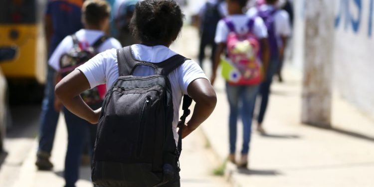 Futuro ameaçado: Censo Escolar aponta que mais de 650 mil crianças saíram da escola em três anos