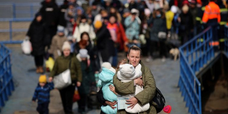 Guerra na Ucrânia deixa 4,3 milhões de crianças deslocadas