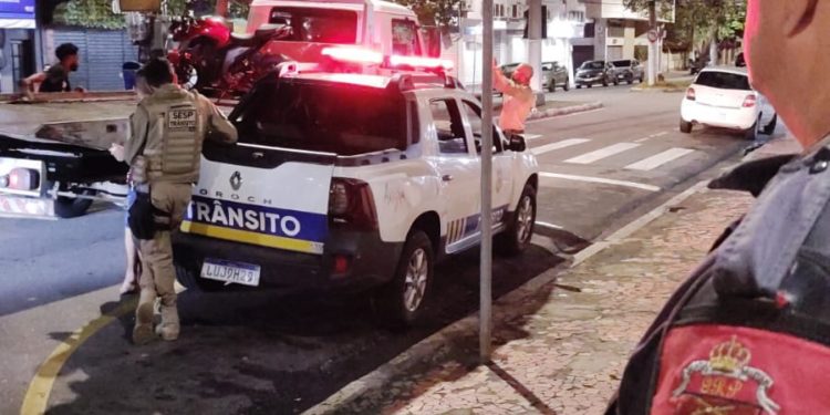 Ação da Prefeitura com a Polícia Militar apreende 22 motos irregulares em Angra