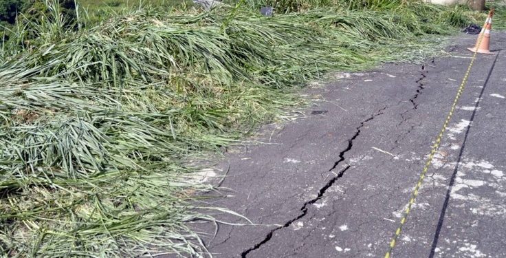 Defesa Civil interdita dois imóveis e rua no bairro Santa Maria II em BM