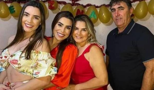 Família de Naiara Azevedo é feita refém em Farol