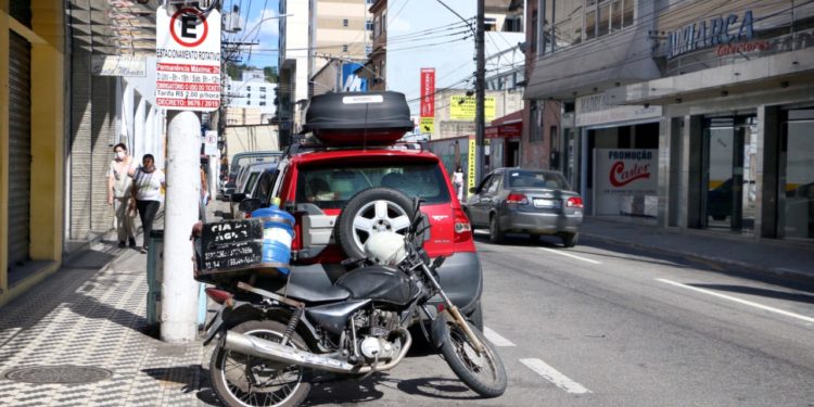 Barra Mansa abre 20 vagas para monitor de trânsito