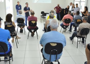Ednardo reúne taxistas para apresentar aplicativo Taxi.Rio.Cidades