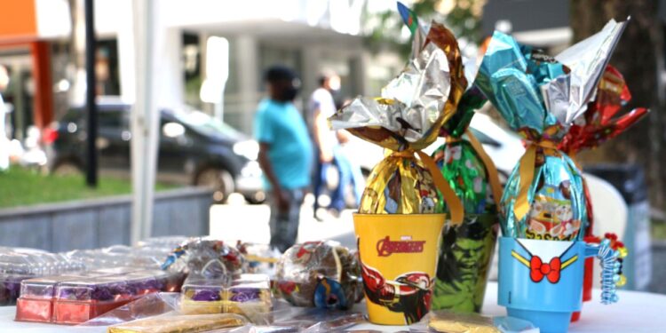 Artesãos de Barra Mansa participam de feira alusiva à Páscoa