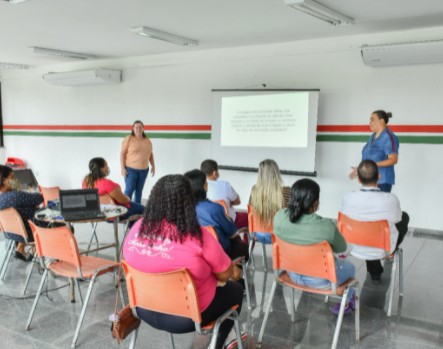 Hospital de Porto Real qualifica profissionais da área da saúde