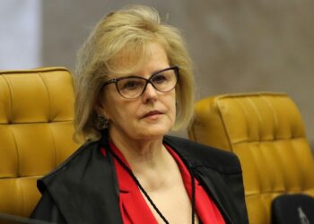 STF: Rosa Weber dá 10 dias para Bolsonaro explicar indulto a Silveira