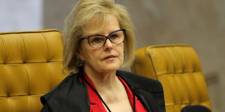 STF: Rosa Weber dá 10 dias para Bolsonaro explicar indulto a Silveira