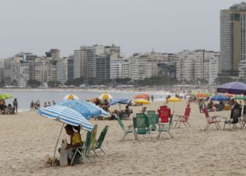 Decreto proíbe caixas de som em praias do Rio
