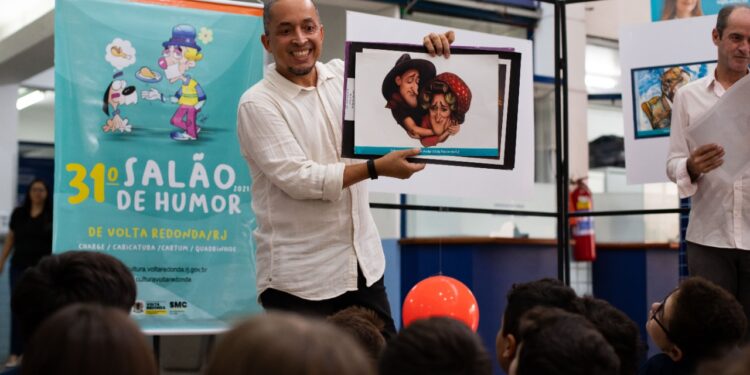 Salão do Humor entra em cartaz no UGB/FERP