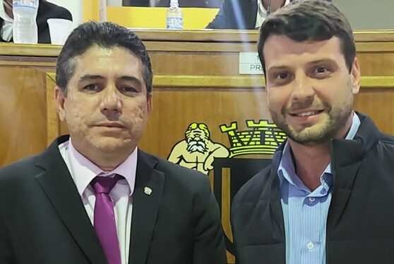 Sidney Dinho presta homenagem à Bernardo Rossi