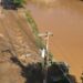 Vídeos: Rio Piraí começa a baixar, mas situação ainda é delicada