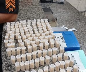 PM prende casal por tráfico na Vila Muriqui