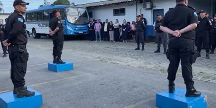 Coronel Malheiros troca o comando do 33° e do 10° Batalhão da PM
