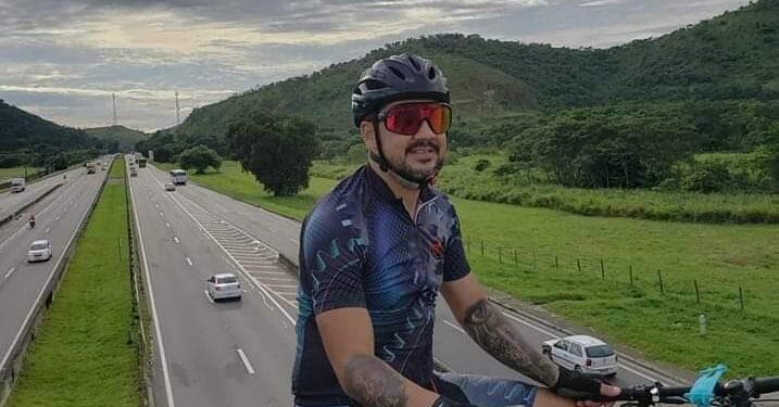 Ciclista morre atropelado na Avenida Brasil