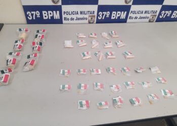 PM apreende cocaína e crack em Resende