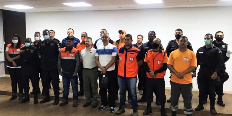 Defesa Civil de Porto Real participa de treinamento para emergências