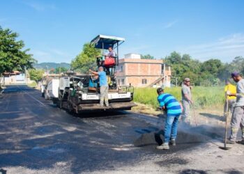 Prefeitura de Porto Real inicia recapeamento asfáltico em ruas do Freitas Soares