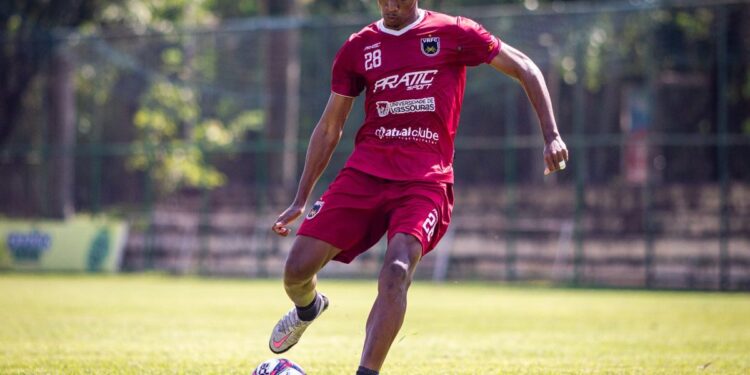 Voltaço recebe o Olaria pela semifinal da Taça Santos Dumont