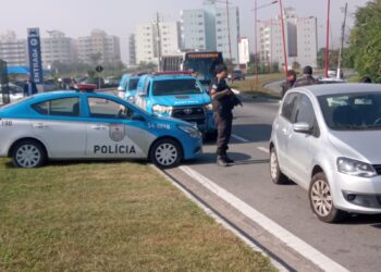 Megaoperação: PM fecha cerco em Resende