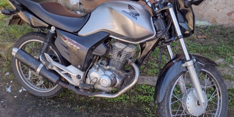 Moto roubada em VR é recuperada em Pinheiral