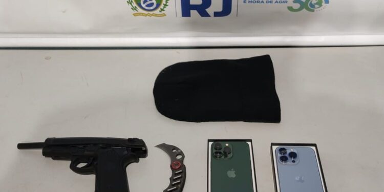 Menor é apreendido por assalto no Pontual Shopping, em Volta Redonda