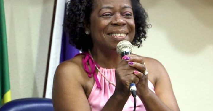 Fátima Lima lança pré-candidatura para deputada federal