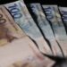 Beneficiários com NIS final 2 recebem o Auxílio Brasil