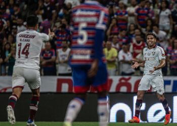 Fluminense supera Fortaleza pelas quartas de final pela Copa do Brasil