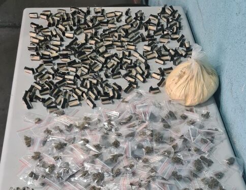 PM apreende 1kg de cocaína no Coqueiros