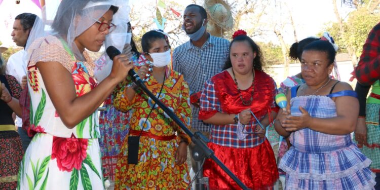 Barra Mansa promove festa julina para alunos da oficina Didi Coutinho