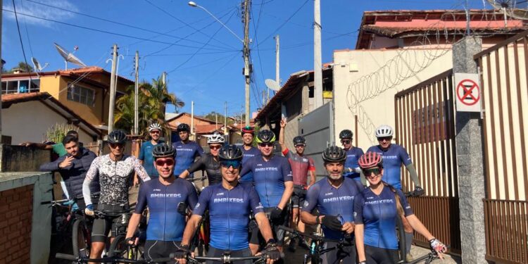 Grupo completa Travessia BM x Paraty
