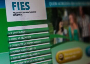 MEC define valores semestrais para financiamento do Fies