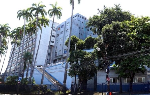 Policial ferido durante troca de tiros em Angra passa por cirurgia
