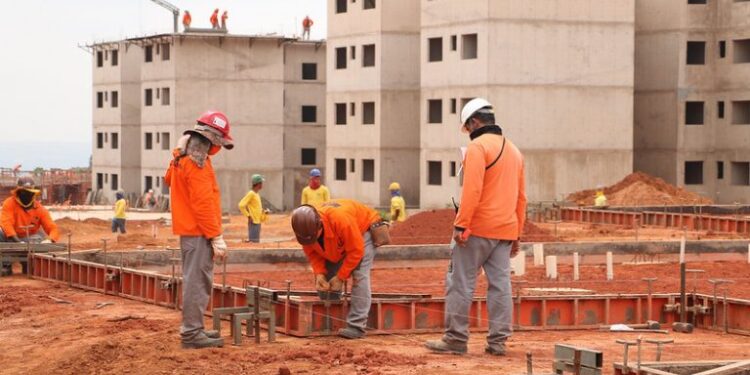 Programa Casa Verde e Amarela subsidiou a compra de 74 mil imóveis no Rio de Janeiro