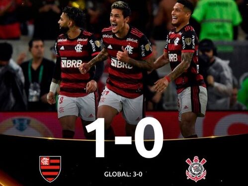 Flamengo volta a derrotar Corinthians e avança na Libertadores